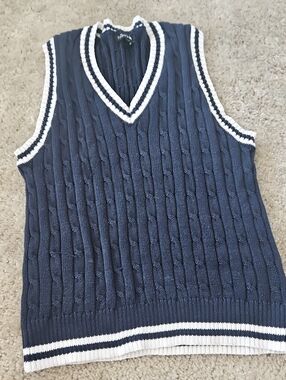 Fashion Nova Navy Cable-Knit V-Neck Sweater Vest with White Trim